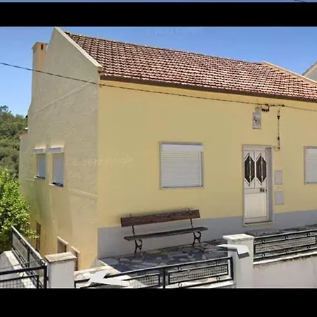 Manubelle Pedreira (Santarem)
